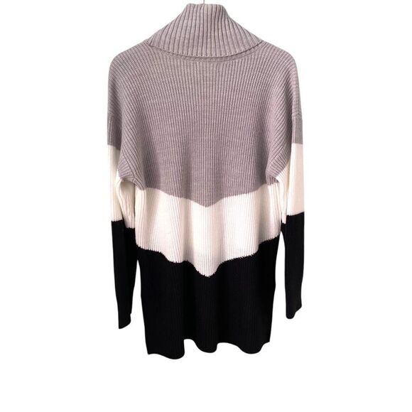 Karl Lagerfeld Cowl Neck Sweater in Size Medium - Picture 5 of 12